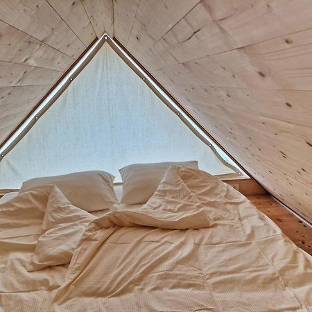 Hotel Golife Center Glamping Laze v Tuhinju Exterior foto